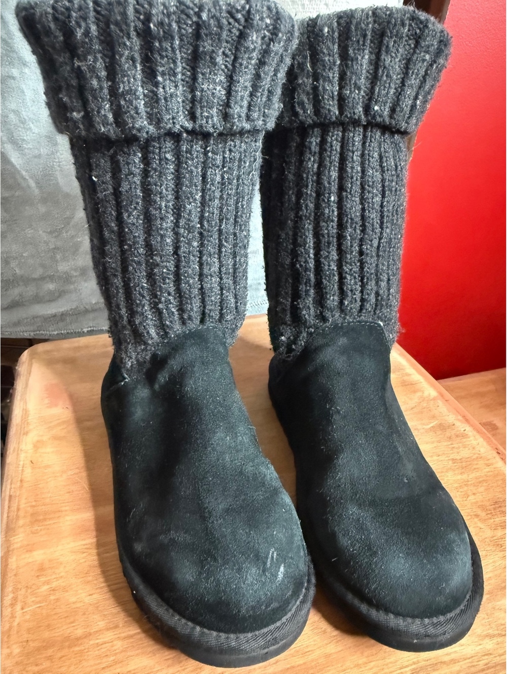 UGG Australia Black Suede & Ribbed Knit Cuff Winter Boots - Women's Size 9